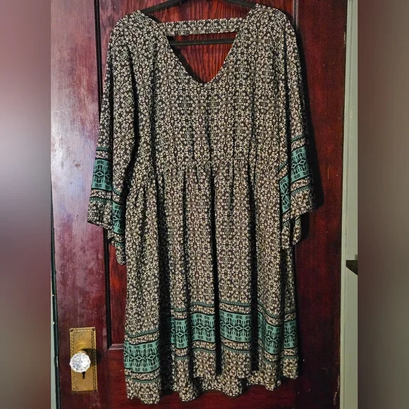 SWEET CLAIRE, 1X, Black, Floral Print,  Dress - Picture 2 of 6